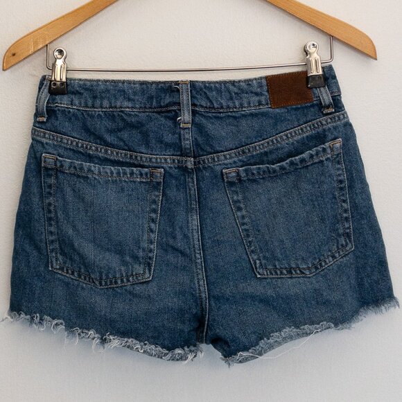 Roxy Originals High Rise Distressed Denim Shorts Size 27 – Frayed Hem 100% Cotto - Picture 2 of 5